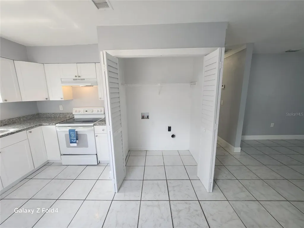 5706 N Lincoln Avenue Tampa FL 33614