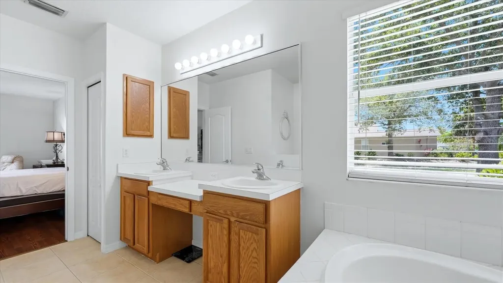 8222 Haven Harbour Way Bradenton FL 34212
