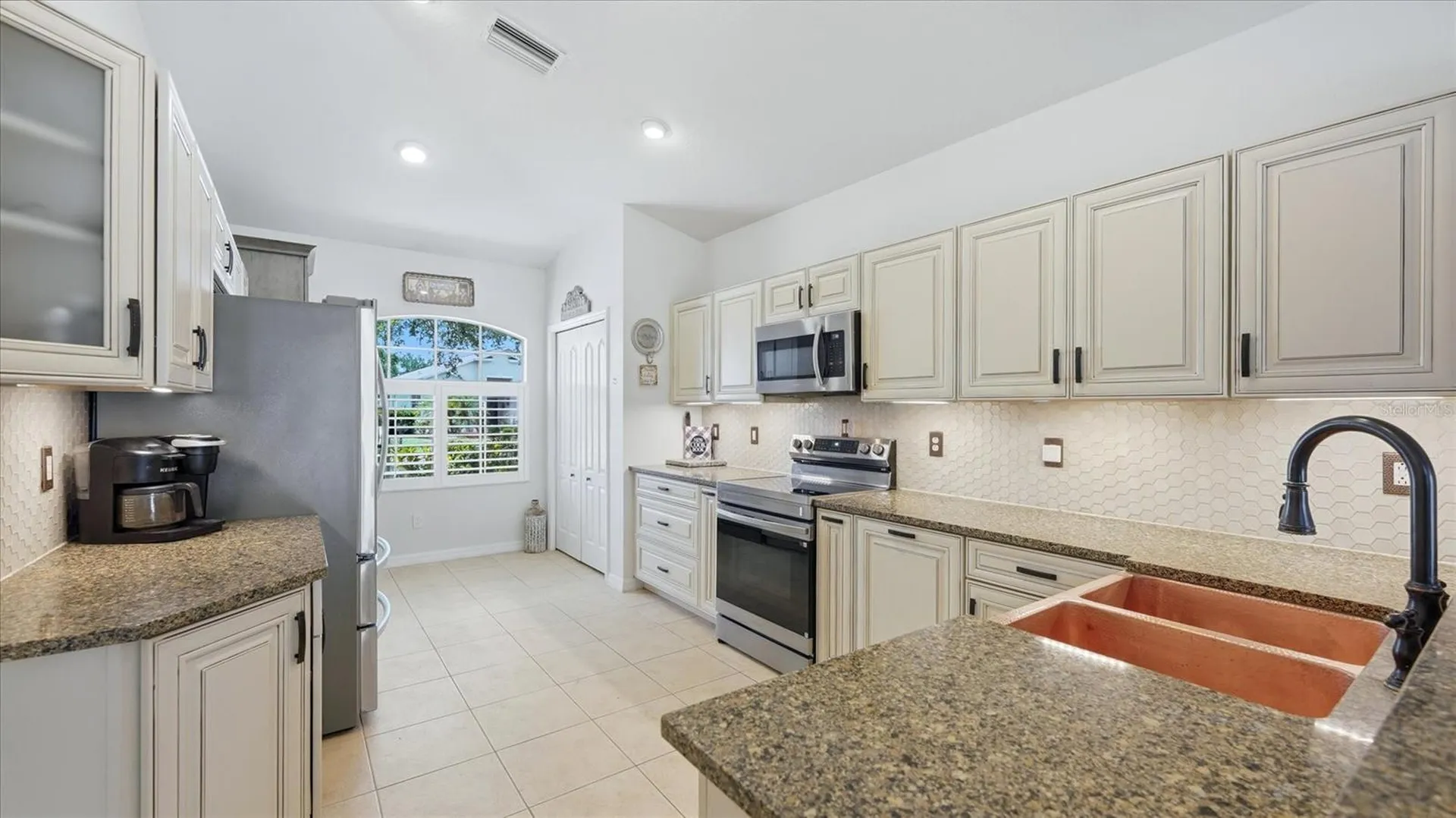 8222 Haven Harbour Way Bradenton FL 34212