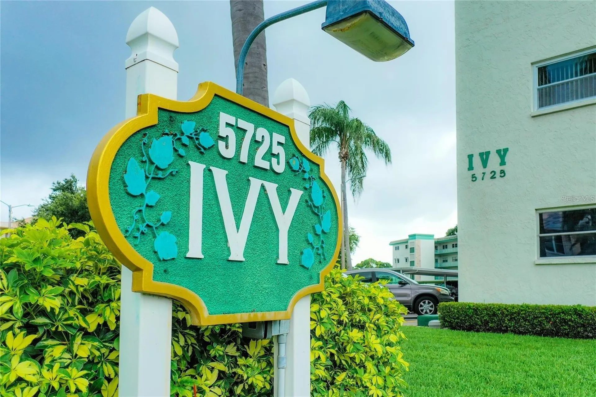 5725 80th Street N St Petersburg FL 33709