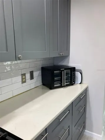 5725 80th Street N St Petersburg FL 33709