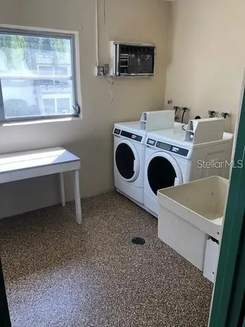 5725 80th Street N St Petersburg FL 33709