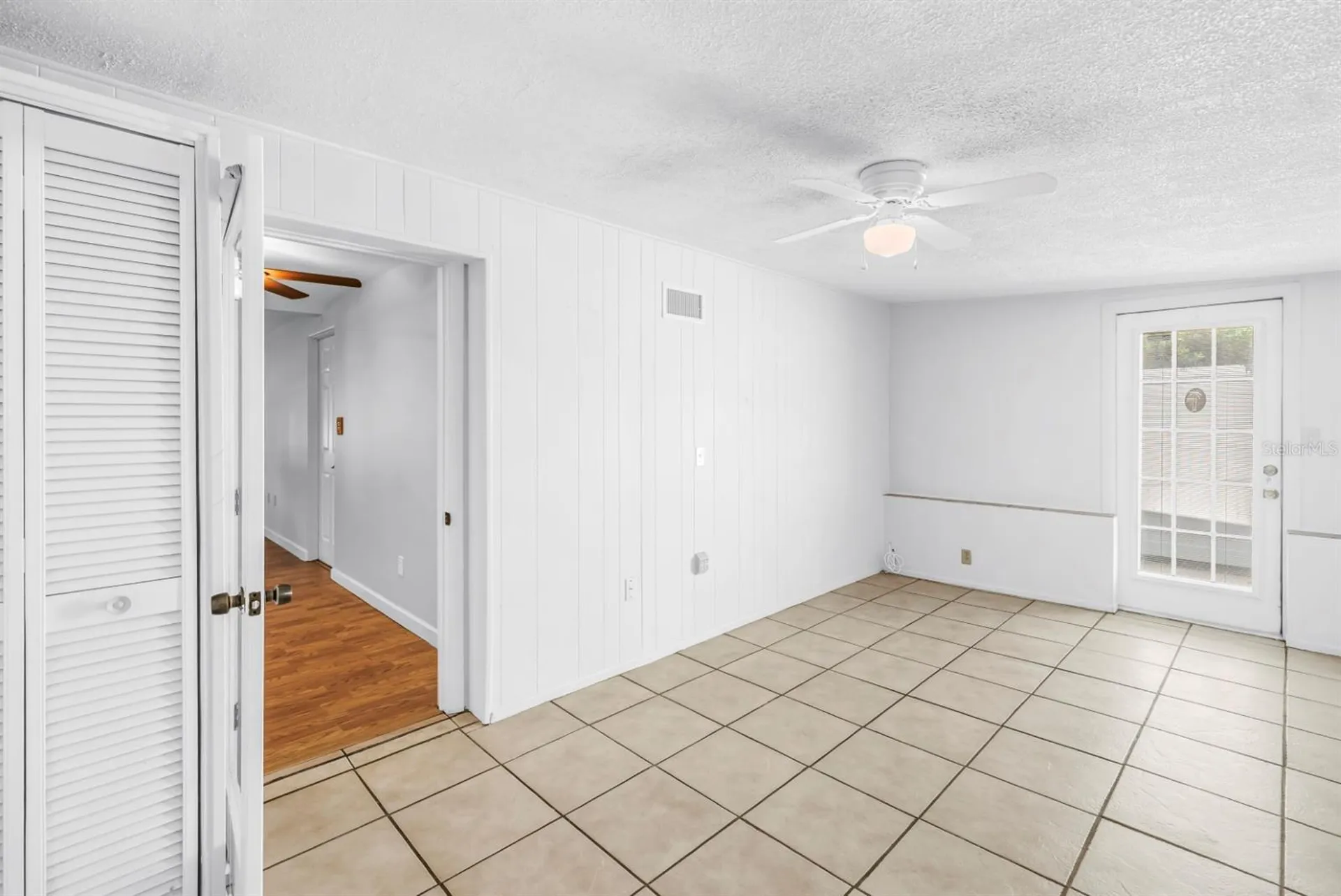 5865 63rd Avenue N Pinellas Park FL 33781