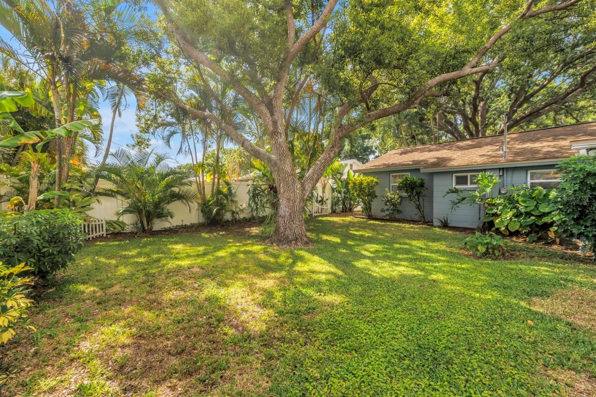 5865 63rd Avenue N Pinellas Park FL 33781