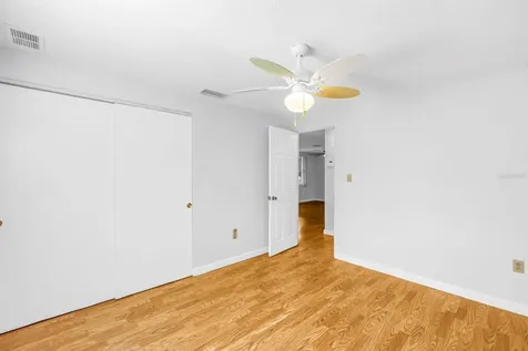 5865 63rd Avenue N Pinellas Park FL 33781