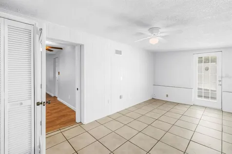 5865 63rd Avenue N Pinellas Park FL 33781