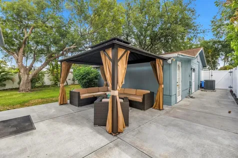 5865 63rd Avenue N Pinellas Park FL 33781