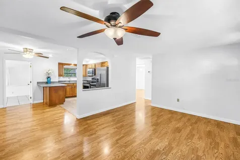 5865 63rd Avenue N Pinellas Park FL 33781