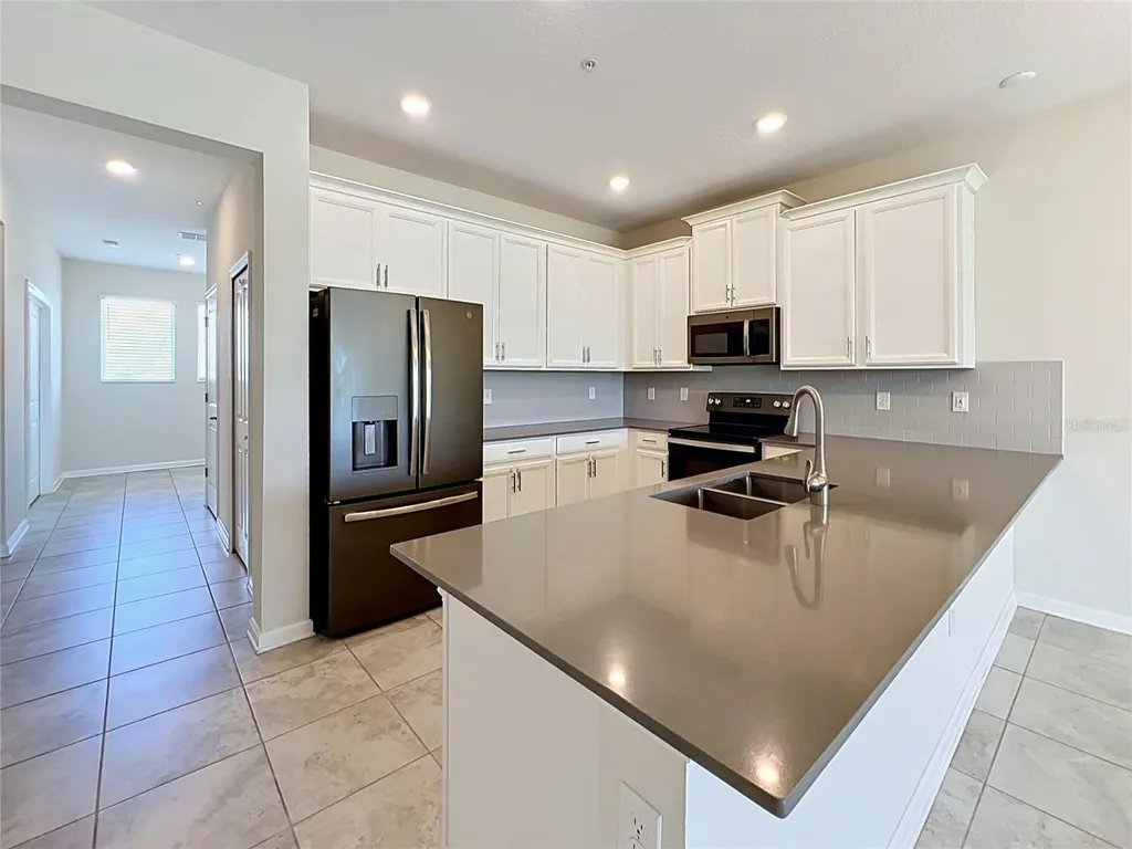 767 Ocean Course Avenue Davenport FL 33896