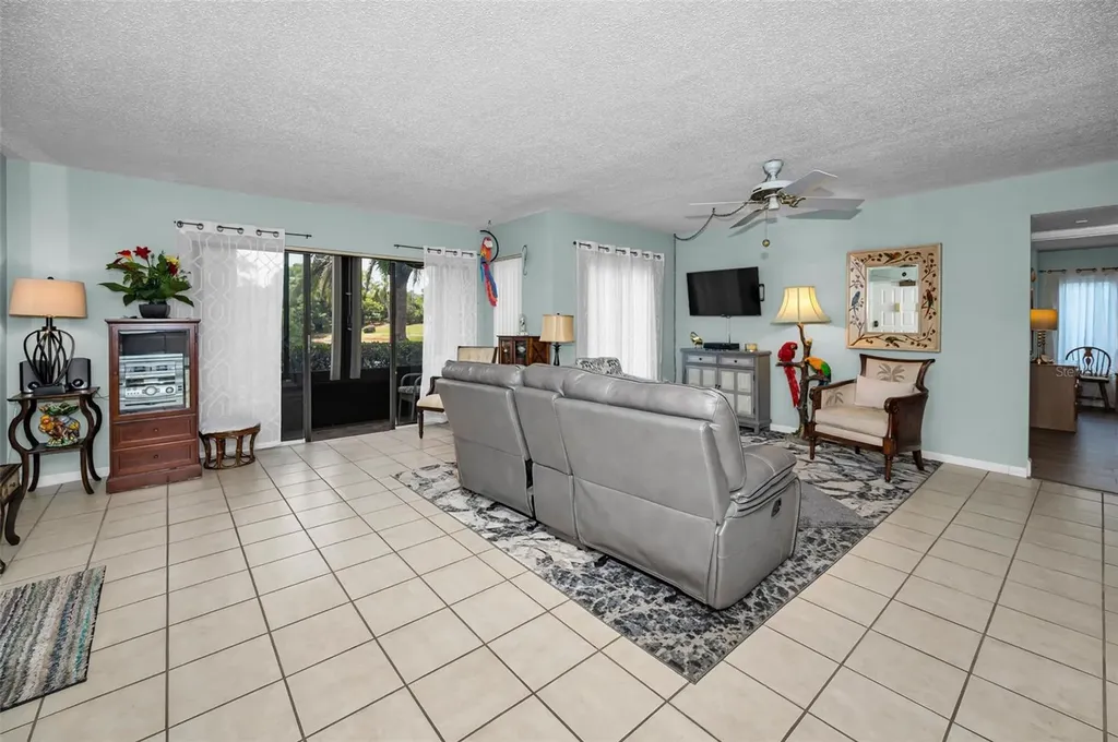 1870 Pine Ridge Way W Palm Harbor FL 34684