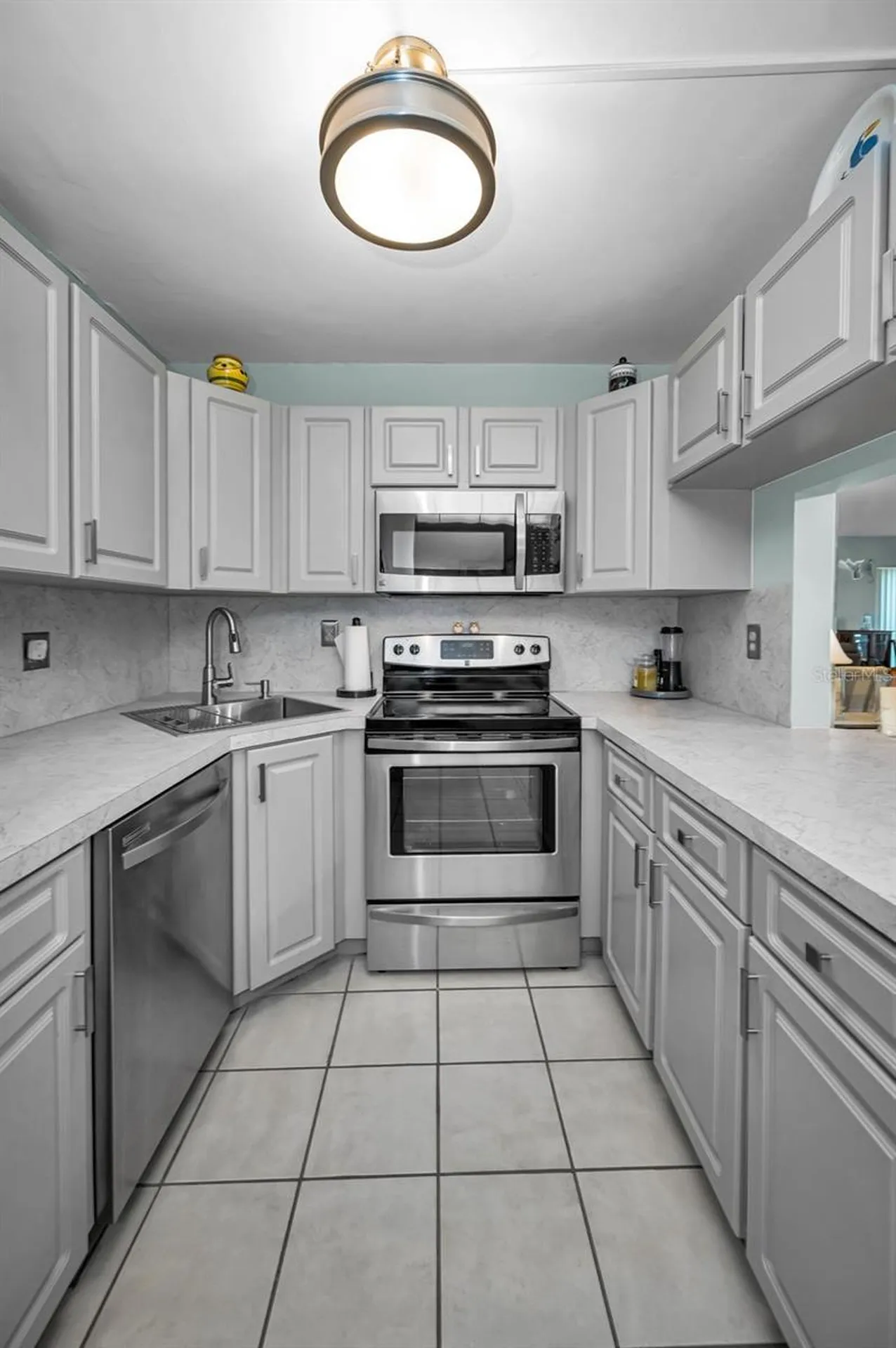 1870 Pine Ridge Way W Palm Harbor FL 34684