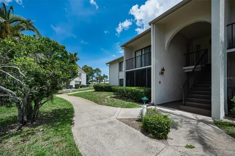 1870 Pine Ridge Way W Palm Harbor FL 34684