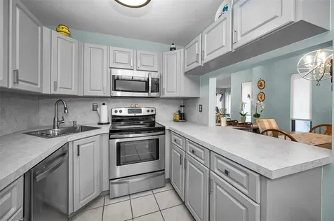 1870 Pine Ridge Way W Palm Harbor FL 34684
