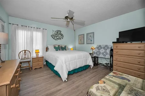 1870 Pine Ridge Way W Palm Harbor FL 34684