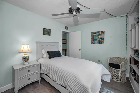 1870 Pine Ridge Way W Palm Harbor FL 34684