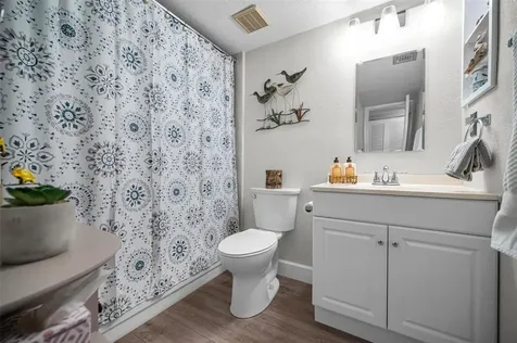 1870 Pine Ridge Way W Palm Harbor FL 34684