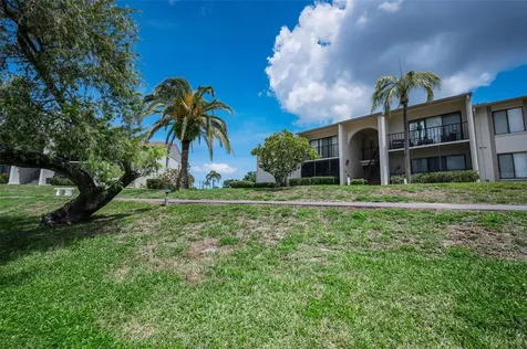 1870 Pine Ridge Way W Palm Harbor FL 34684