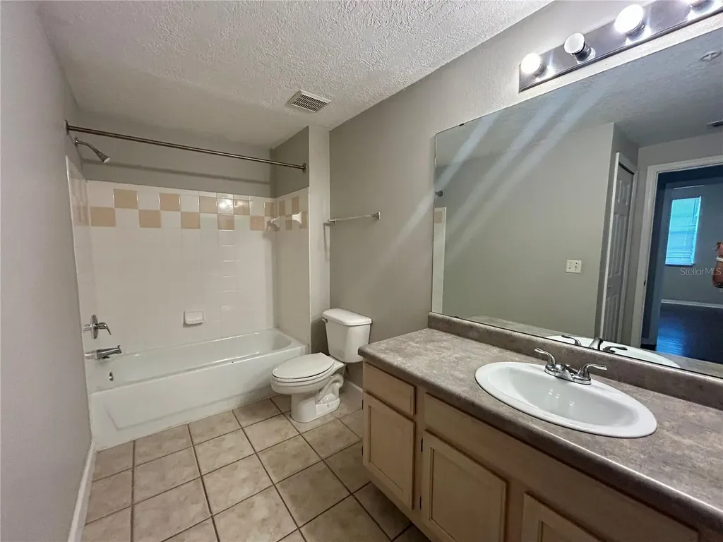 3432 Westchester Square Boulevard Orlando FL 32835