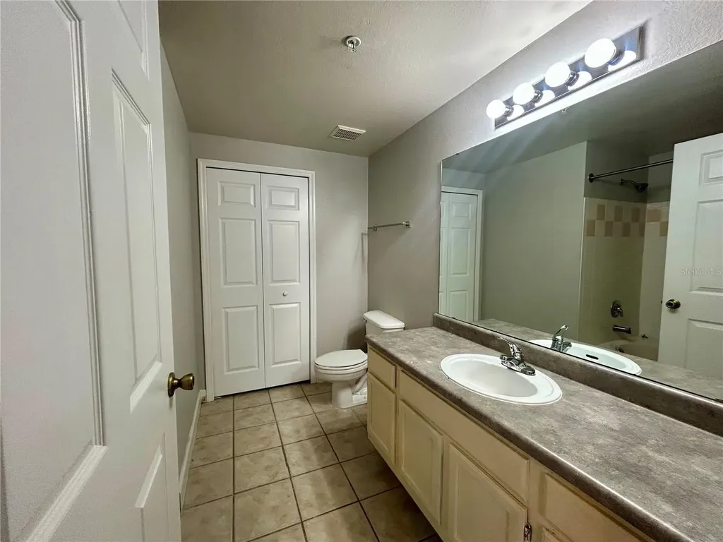 3432 Westchester Square Boulevard Orlando FL 32835