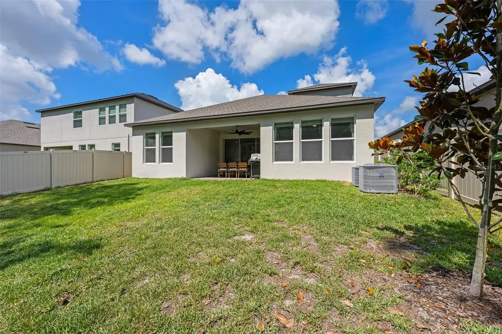 18242 Serene Lake Loop Lutz FL 33548