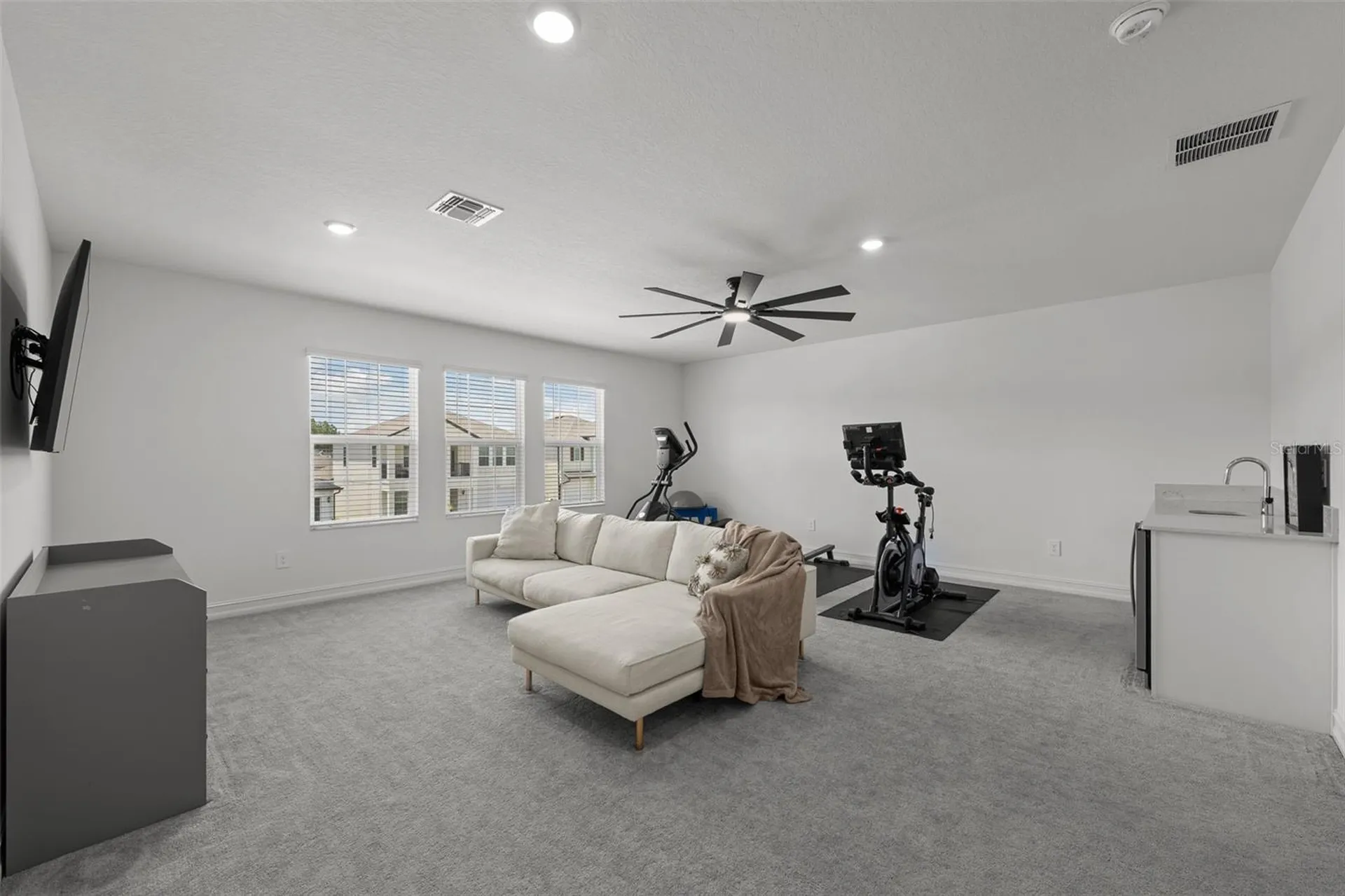 18242 Serene Lake Loop Lutz FL 33548