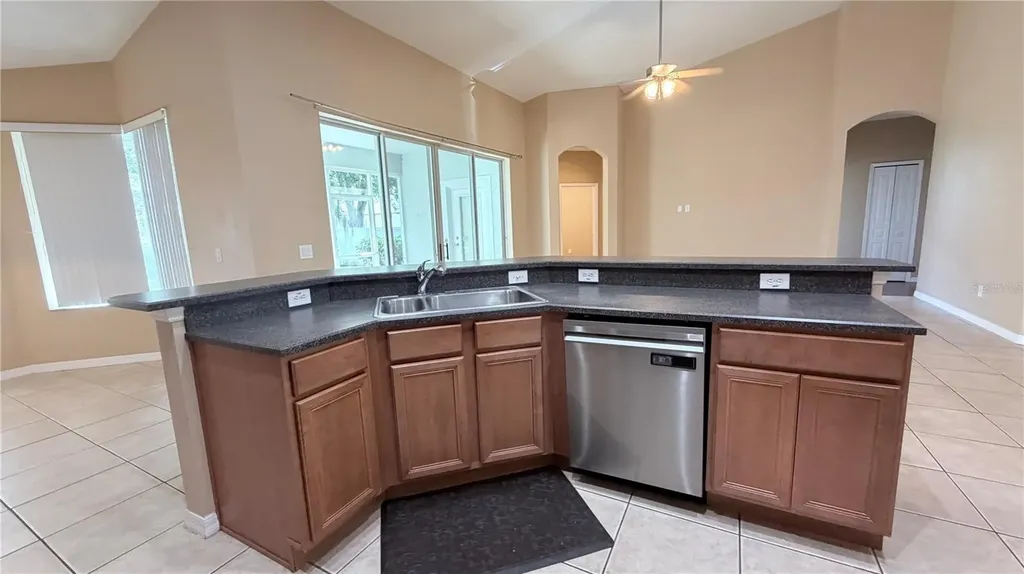 691 Errol Parkway Apopka FL 32712