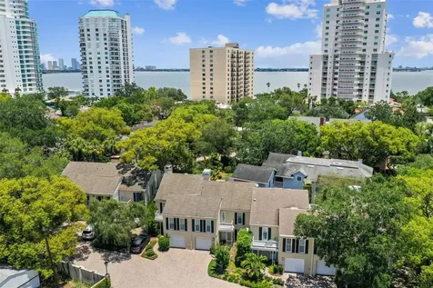 3530 Village Way Tampa FL 33629