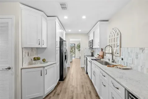 3530 Village Way Tampa FL 33629