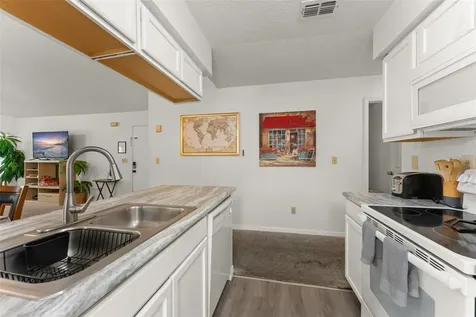 2739 N Poinciana Boulevard Kissimmee FL 34746