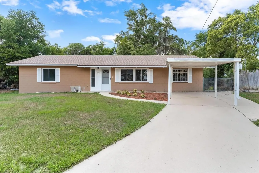 803 Carol Court Tavares FL 32778