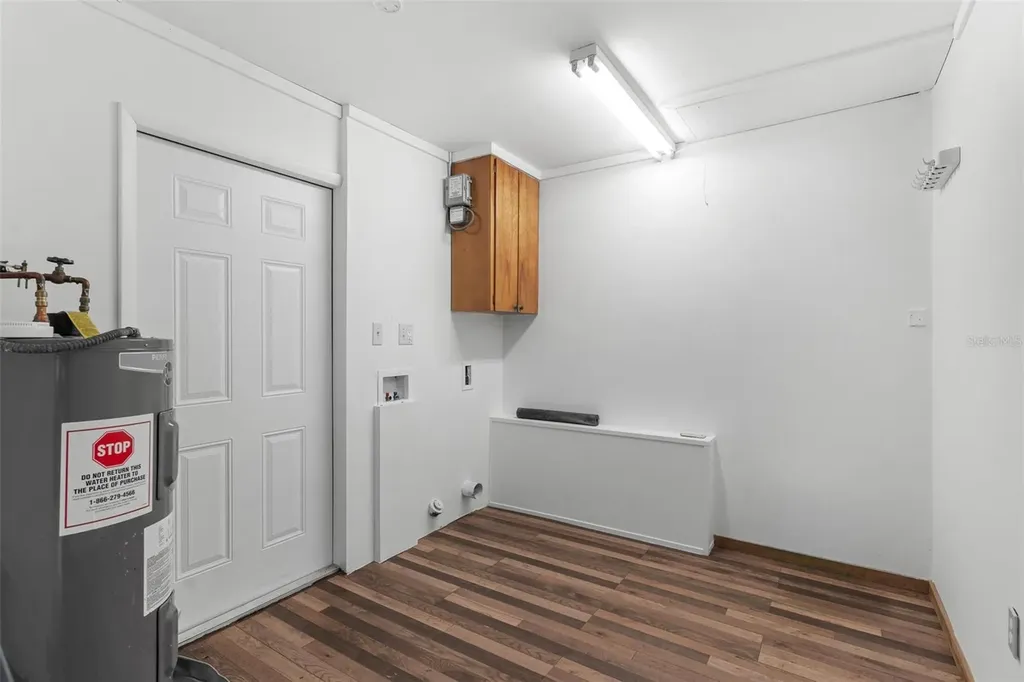803 Carol Court Tavares FL 32778