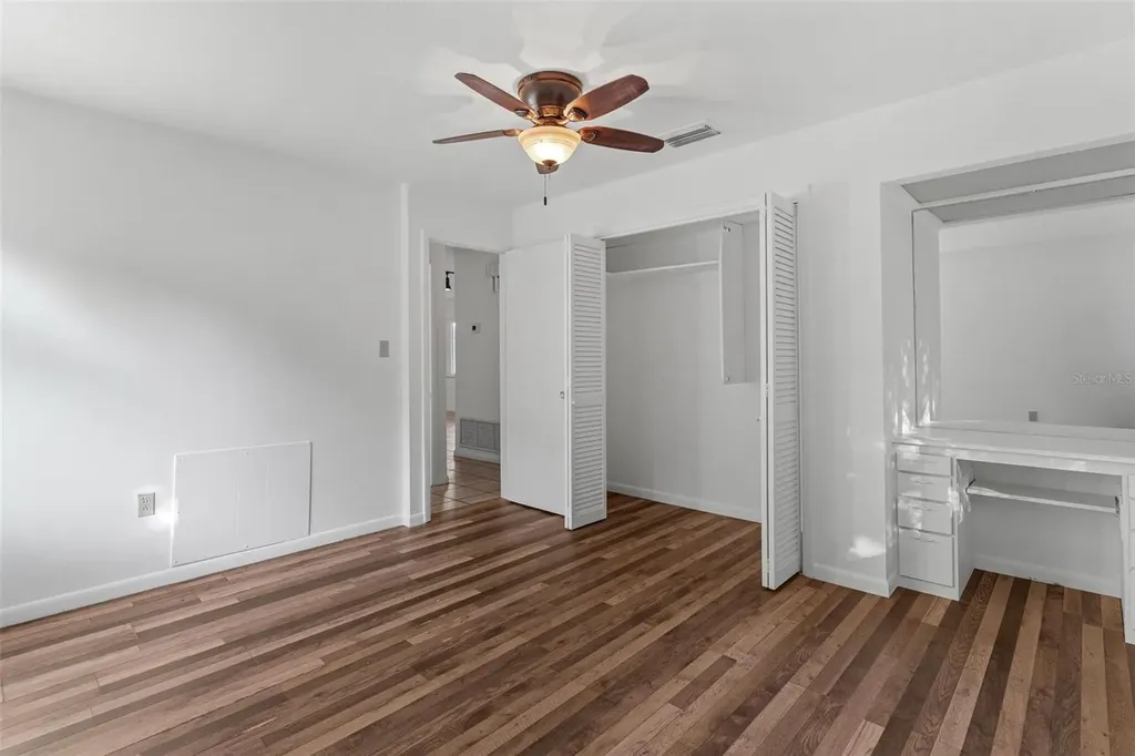 803 Carol Court Tavares FL 32778