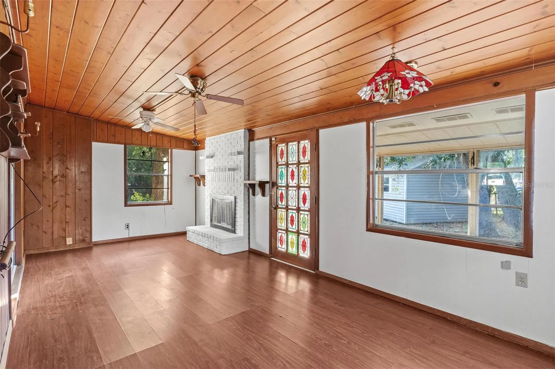 803 Carol Court Tavares FL 32778