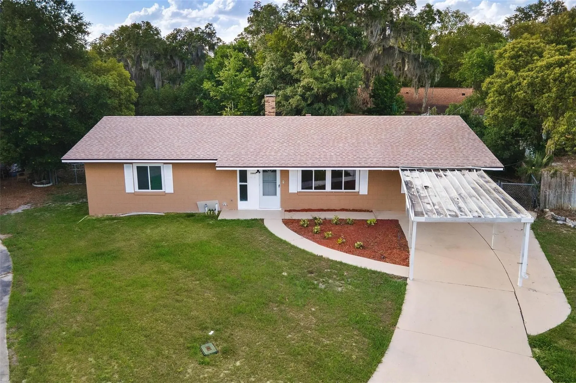 803 Carol Court Tavares FL 32778