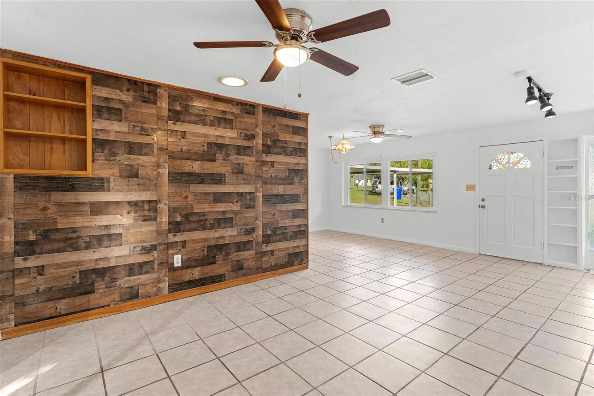803 Carol Court Tavares FL 32778