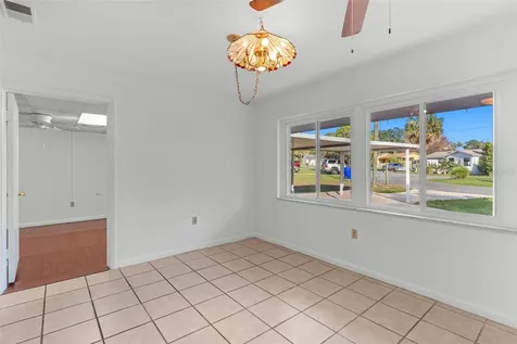 803 Carol Court Tavares FL 32778