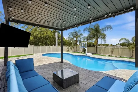 10808 Whitland Grove Drive Riverview FL 33578