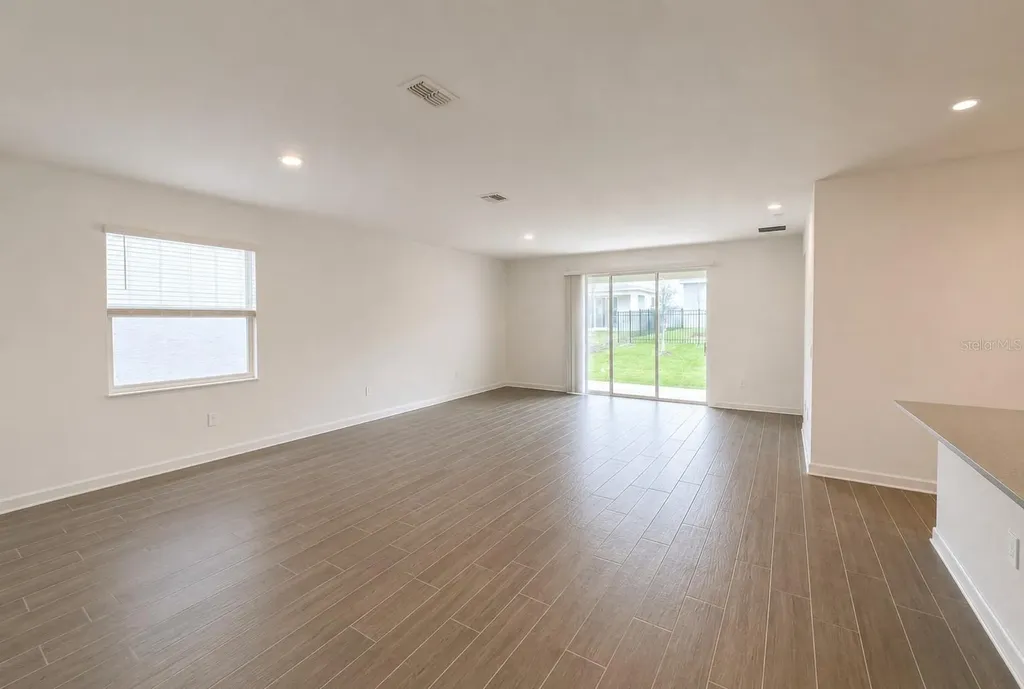 4744 Waltham Forest Drive Davenport FL 33837