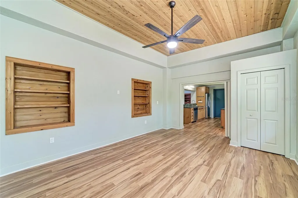 4509 S Lockwood Ridge Road Sarasota FL 34231