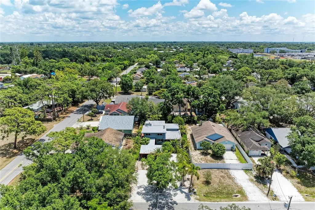 4509 S Lockwood Ridge Road Sarasota FL 34231