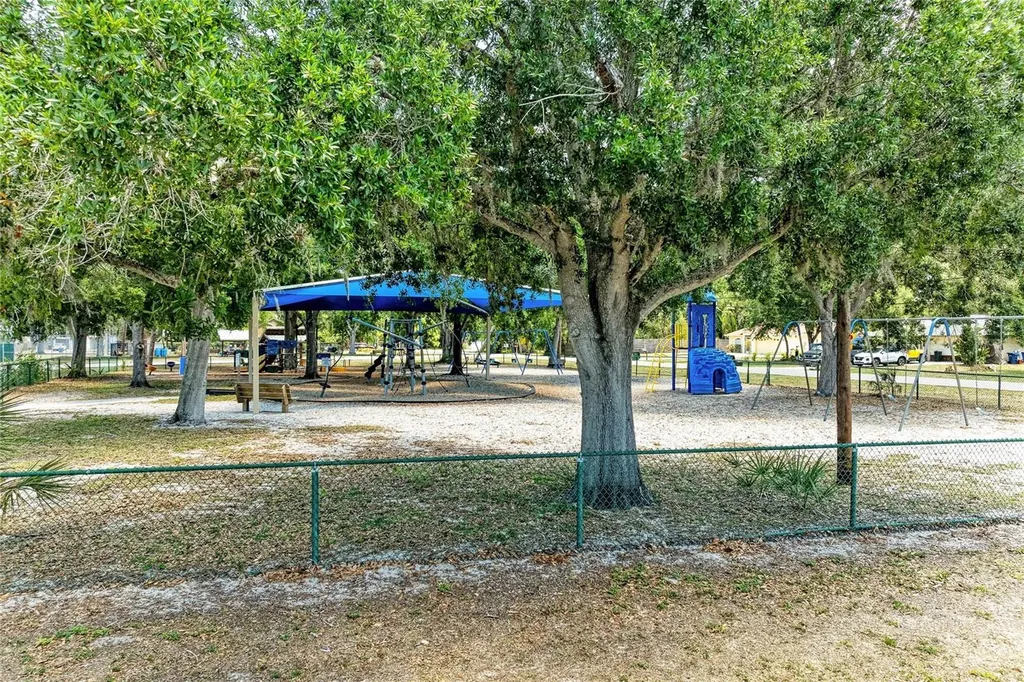 4509 S Lockwood Ridge Road Sarasota FL 34231