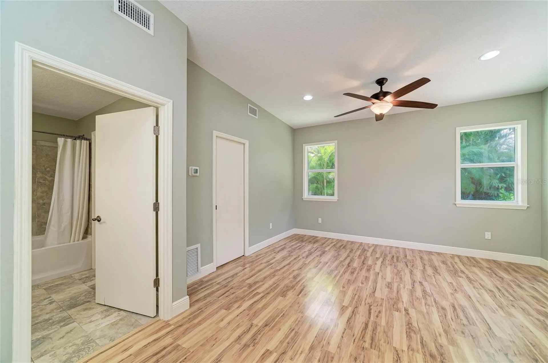 4509 S Lockwood Ridge Road Sarasota FL 34231
