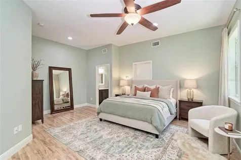 4509 S Lockwood Ridge Road Sarasota FL 34231