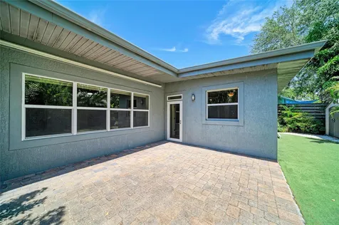 4509 S Lockwood Ridge Road Sarasota FL 34231