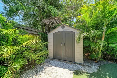 4509 S Lockwood Ridge Road Sarasota FL 34231