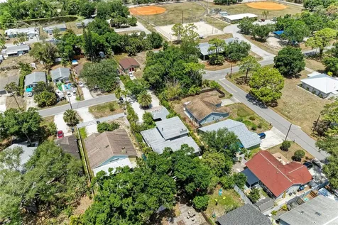 4509 S Lockwood Ridge Road Sarasota FL 34231