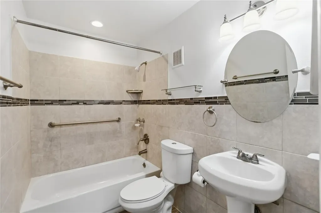 3062 Stonecastle Road Orlando FL 32822