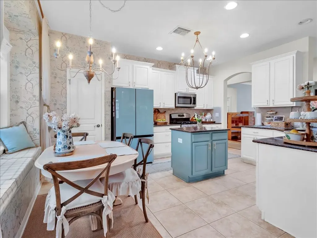 16033 Mulberrypark Circle Lithia FL 33547