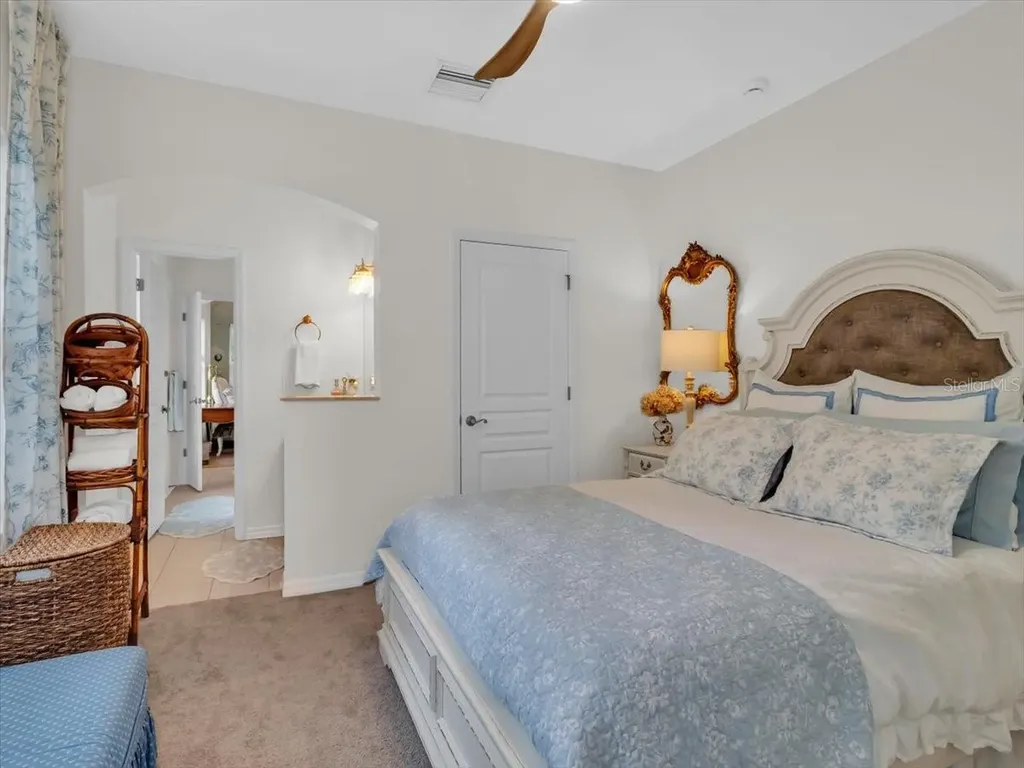 16033 Mulberrypark Circle Lithia FL 33547