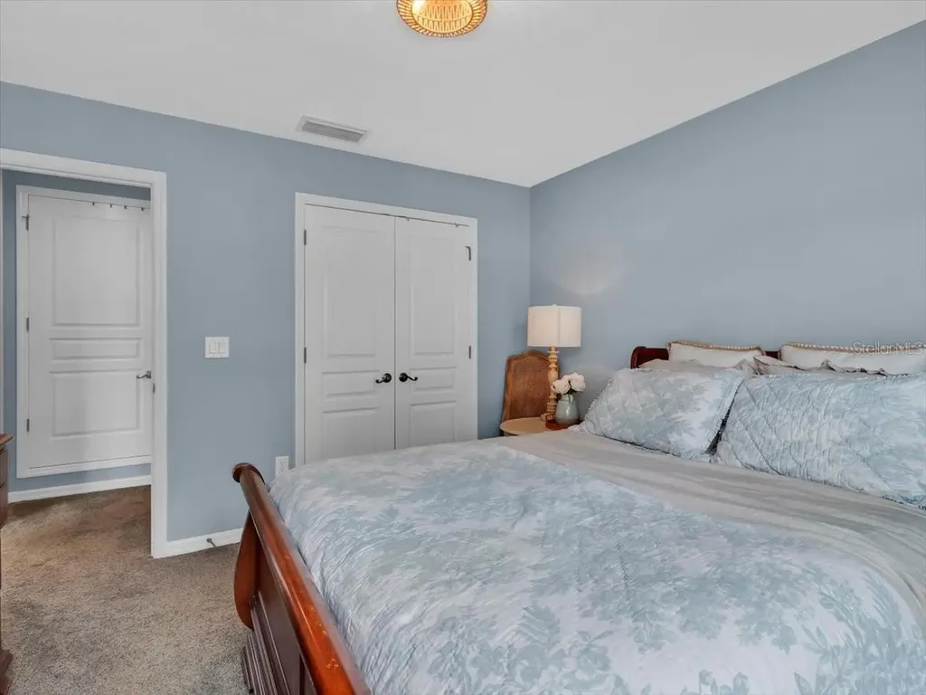 16033 Mulberrypark Circle Lithia FL 33547